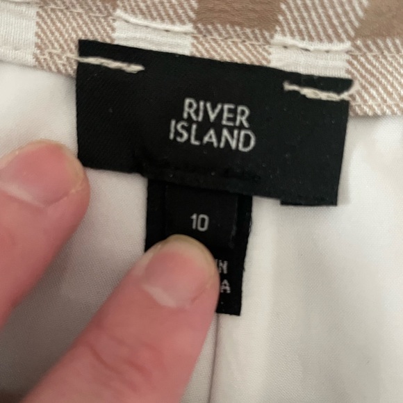 River Island Shorts! - Picture 4 of 5